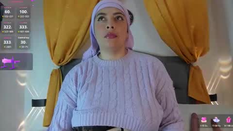 Snapshot of emira199 chatting on 09/16/25, 07:59 emira199 online show from 09/16/25, 07:59