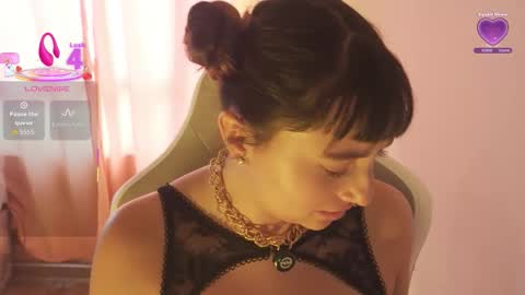 emma online show from 12/15/25, 07:18