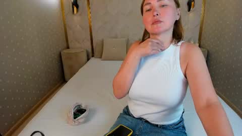 Emm online show from 06/25/26, 09:58