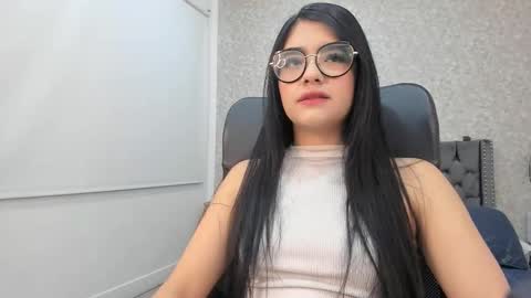 emma  online show from 10/29/25, 12:51