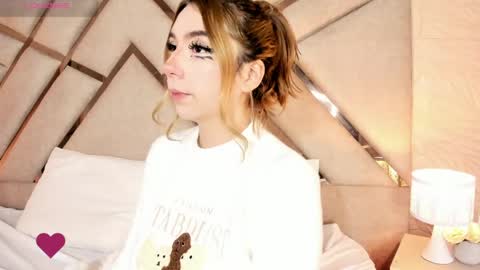 Snapshot of emma__copper chatting on 06/02/26, 07:05 emaa online show from 06/02/26, 07:05