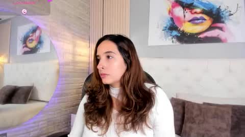 Emma online show from 09/19/25, 12:39