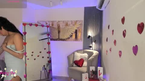 Alice online show from 02/19/25, 12:22