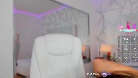 Emma online show from 09/19/25, 07:58