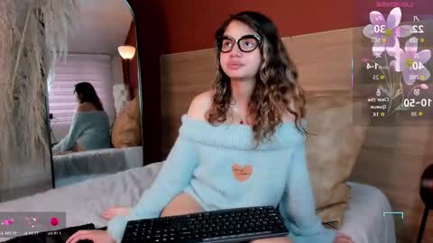 Emma Bloom online show from 12/19/25, 04:03