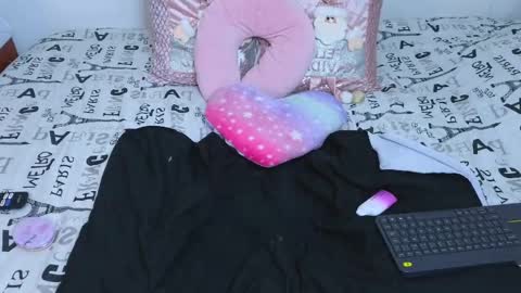 Emma Blue  modelo independiente online show from 12/07/24, 02:09