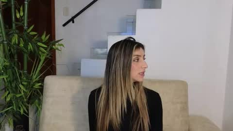 Emma Blue  modelo independiente online show from 09/13/25, 04:01