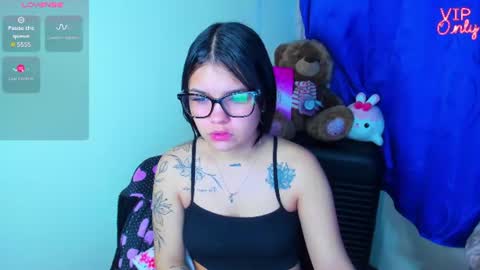 emma_boo_ online show from 07/10/26, 11:29