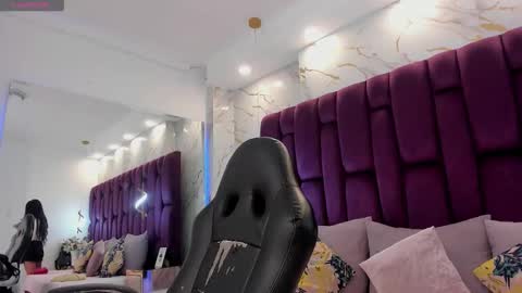 pau online show from 11/23/25, 03:01