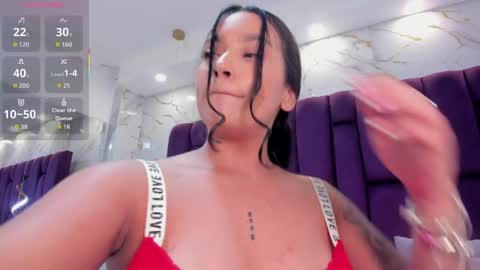 Snapshot of emma_carterr1 chatting on 05/16/26, 07:34 pau online show from 05/16/26, 07:34