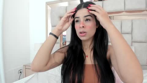 Emma Castillo online show from 12/29/24, 04:19