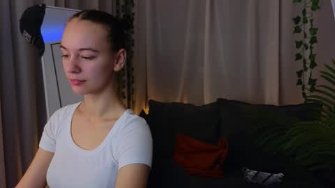 emma_chaser online show from 02/11/26, 01:32