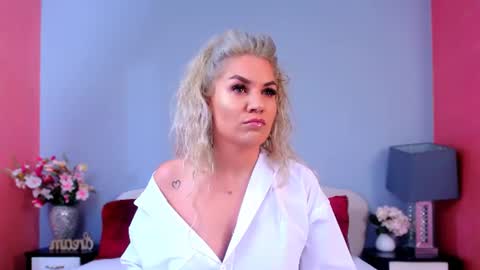 Emma online show from 06/22/26, 03:47