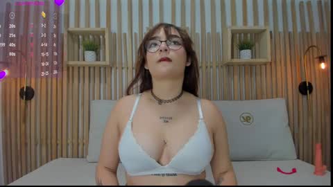 emma cleir online show from 09/12/25, 11:43