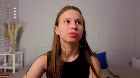 Emma online show from 06/05/26, 01:45