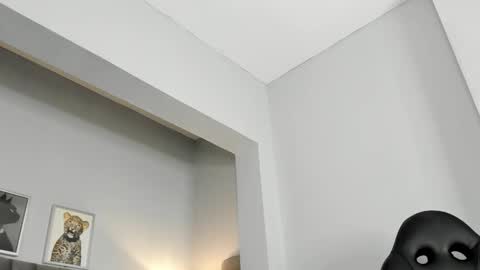 Emma online show from 02/05/26, 08:24