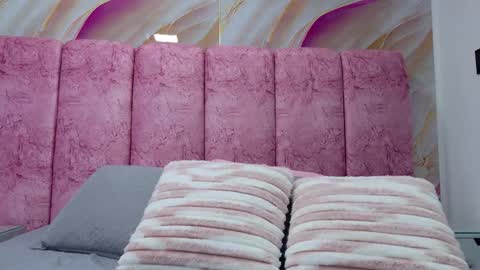 Emma online show from 03/19/26, 03:10