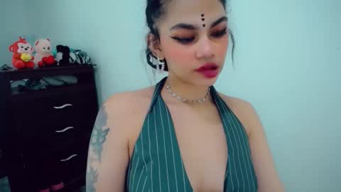 emma online show from 11/22/25, 06:40