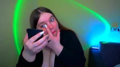 Eva online show from 09/14/25, 08:57