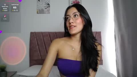 Emma Glow online show from 11/17/25, 04:57