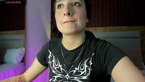 E M M A online show from 05/12/26, 07:11