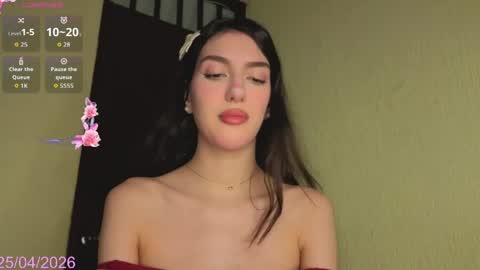 Emma 3 online show from 04/26/26, 03:15