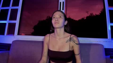 Snapshot of emma_jhoons chatting on 02/05/26, 11:37 emma_jhoons online show from 02/05/26, 11:37