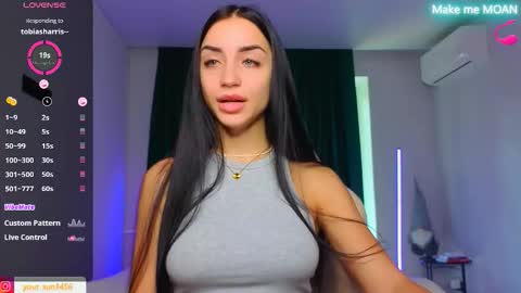 Emma online show from 09/15/25, 09:20