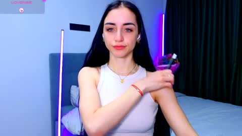 Emma online show from 04/08/26, 03:01