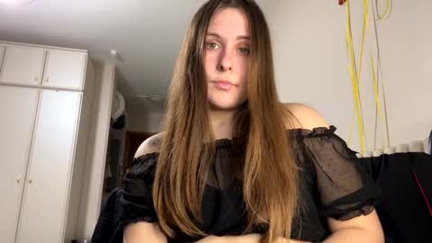 Snapshot of emma_just chatting on 01/17/25, 05:41 emma_just online show from 01/17/25, 05:41