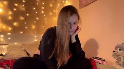 Snapshot of emma_just chatting on 03/02/25, 08:16 emma_just online show from 03/02/25, 08:16