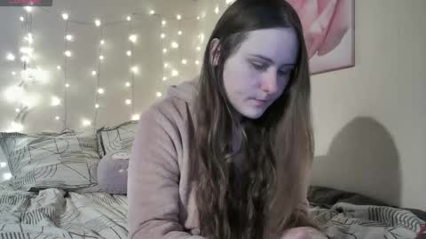 emma_just online show from 12/16/25, 08:08