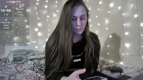 emma_just online show from 01/09/26, 08:43