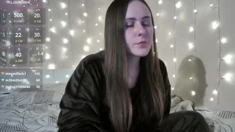 emma_just online show from 02/09/26, 08:35