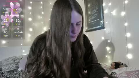Snapshot of emma_just chatting on 04/23/26, 04:20 emma_just online show from 04/23/26, 04:20