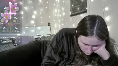 Snapshot of emma_just chatting on 05/29/26, 09:13 emma_just online show from 05/29/26, 09:13