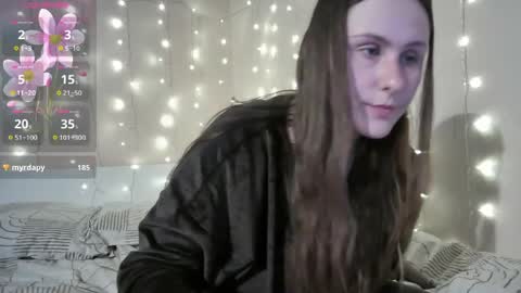 Snapshot of emma_just chatting on 05/31/26, 09:27 emma_just online show from 05/31/26, 09:27