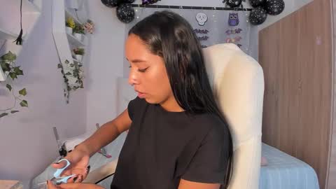 Emma online show from 10/30/25, 08:53