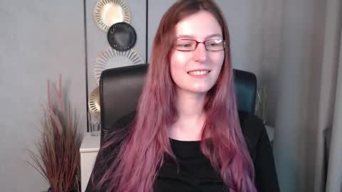 Snapshot of emma_lust94 chatting on 12/03/24, 01:10 emma online show from 12/03/24, 01:10
