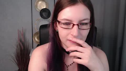 Snapshot of emma_lust94 chatting on 12/05/24, 06:54 emma online show from 12/05/24, 06:54