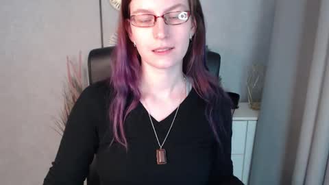 Snapshot of emma_lust94 chatting on 01/07/25, 10:11 emma online show from 01/07/25, 10:11