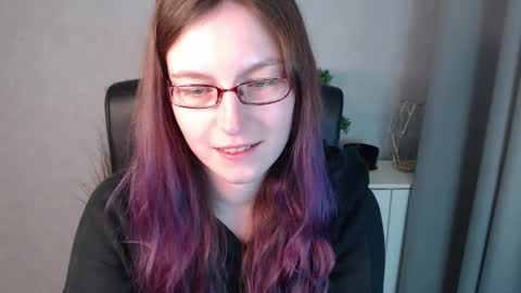 Snapshot of emma_lust94 chatting on 01/09/25, 09:37 emma online show from 01/09/25, 09:37