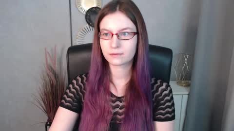 Snapshot of emma_lust94 chatting on 01/15/25, 07:05 emma online show from 01/15/25, 07:05