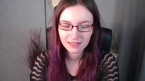 Snapshot of emma_lust94 chatting on 01/16/25, 10:10 emma online show from 01/16/25, 10:10