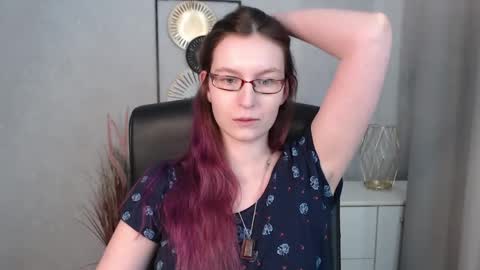 Snapshot of emma_lust94 chatting on 01/20/25, 01:11 emma online show from 01/20/25, 01:11