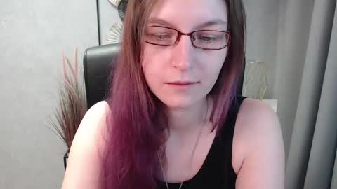 Snapshot of emma_lust94 chatting on 01/23/25, 01:02 emma online show from 01/23/25, 01:02