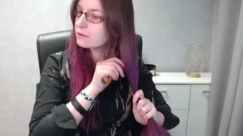 Snapshot of emma_lust94 chatting on 02/01/25, 07:36 emma online show from 02/01/25, 07:36