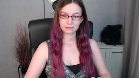 Snapshot of emma_lust94 chatting on 02/05/25, 07:07 emma online show from 02/05/25, 07:07