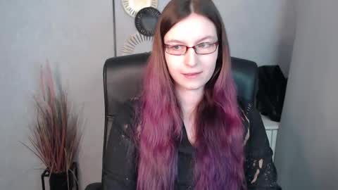 Snapshot of emma_lust94 chatting on 02/19/25, 06:55 emma online show from 02/19/25, 06:55