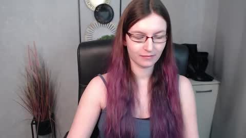 Snapshot of emma_lust94 chatting on 02/20/25, 10:16 emma online show from 02/20/25, 10:16